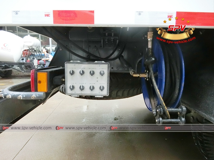 Street Washing Truck Dongfeng - Details 02 Street Washing Truck Dongfeng - Details 02